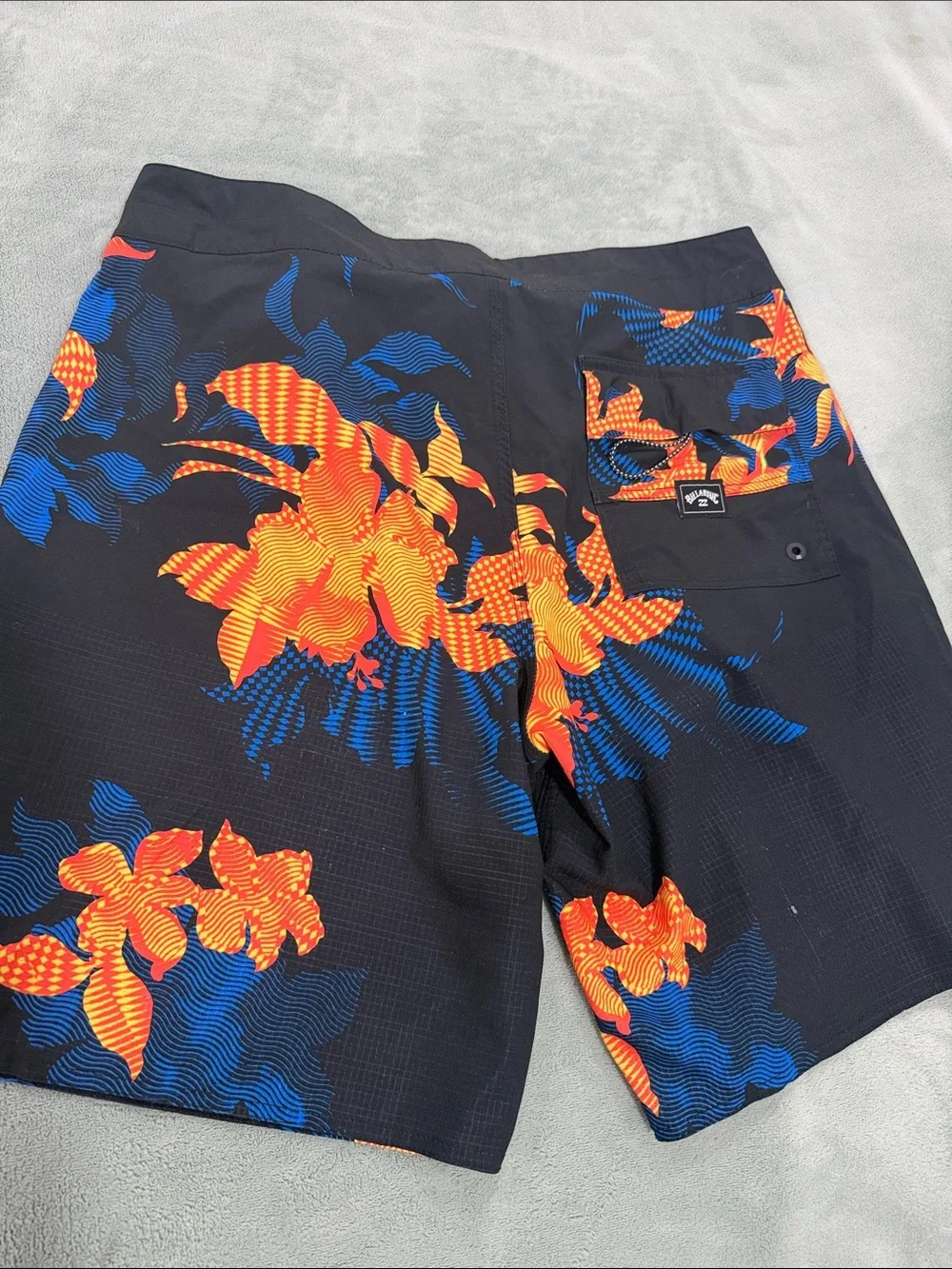 Men’s board shorts